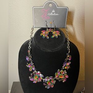 Paparazzi Zi Collection Necklace and Earring set. Brand new/never worn.